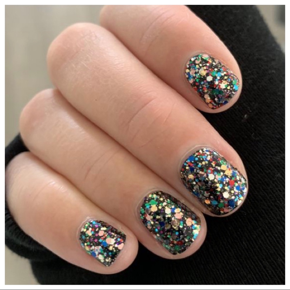 Color Street- “Broadway Glimmer”